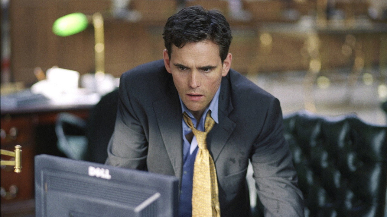 Employee of the Month (2004) backdrop artwork
