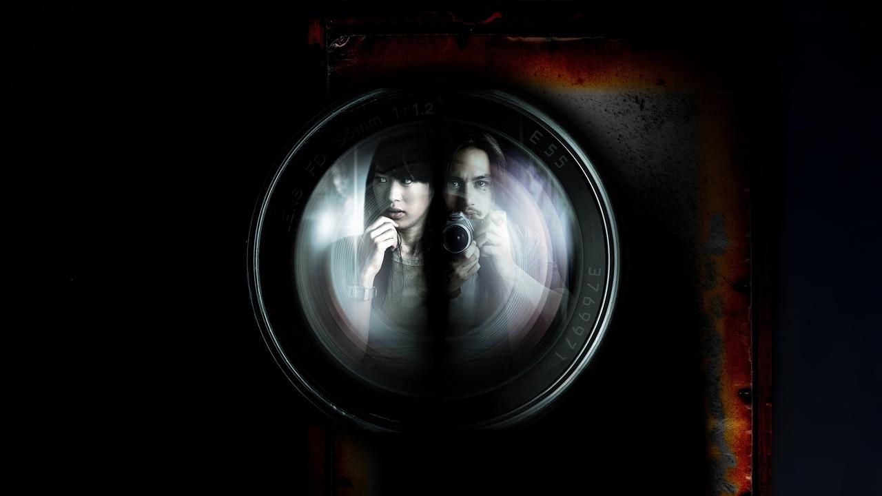 Shutter (2004) backdrop artwork