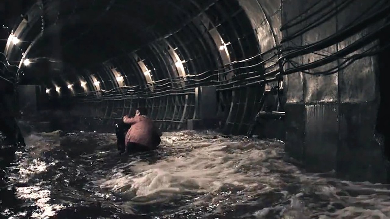 Metro (2013) backdrop artwork