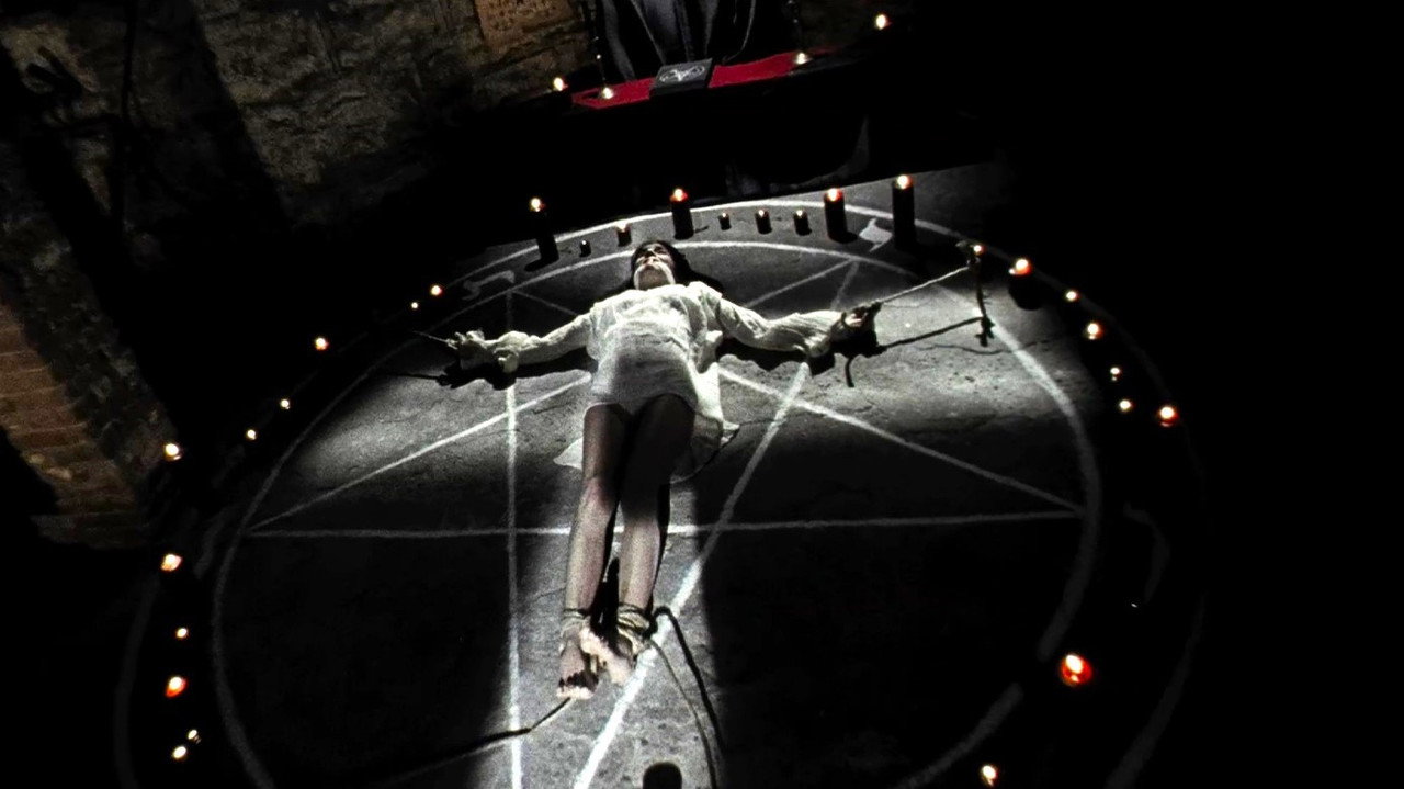 The House of the Devil (2009) backdrop artwork