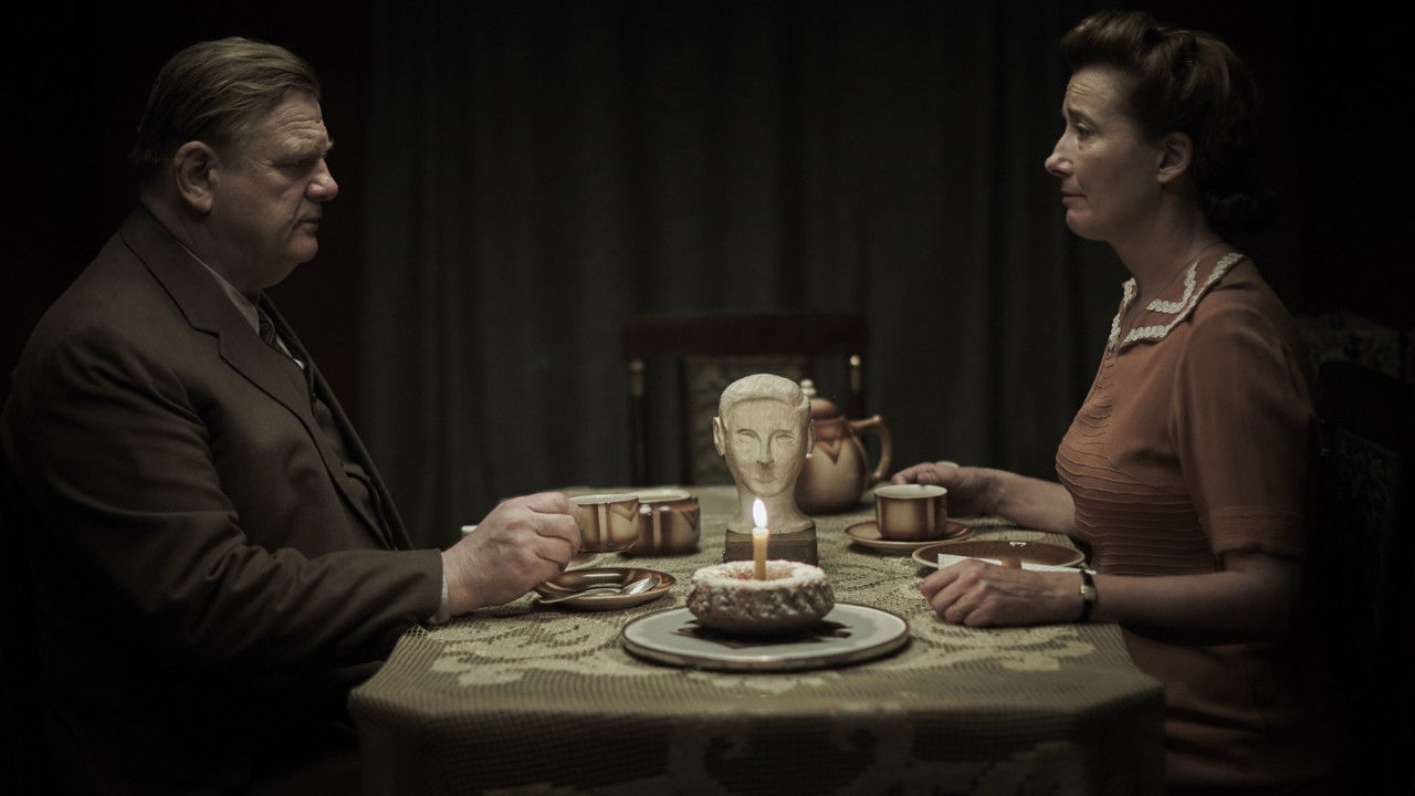Alone in Berlin (2016) backdrop artwork
