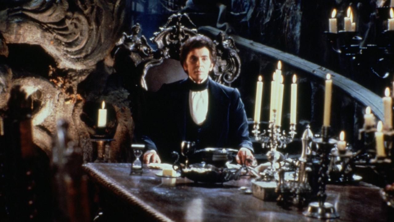 Dracula (1979) backdrop artwork