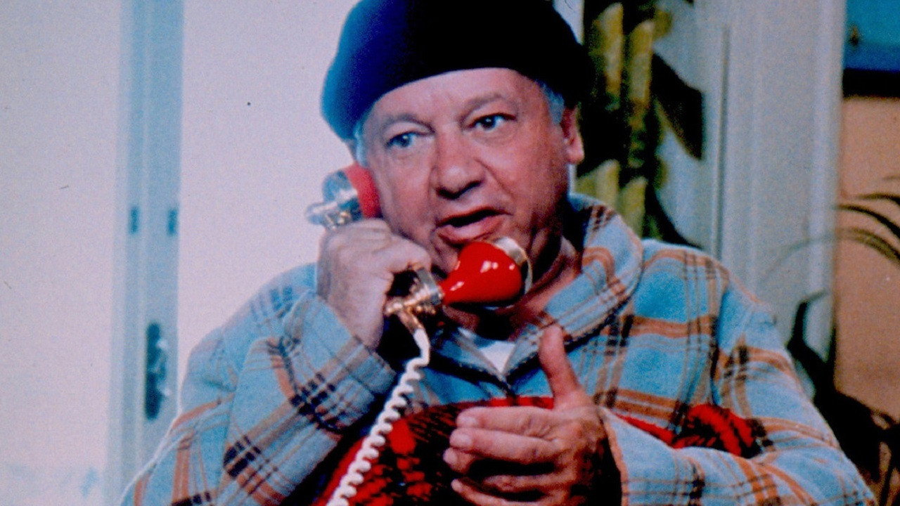 Fantozzi Retires (1988) backdrop artwork