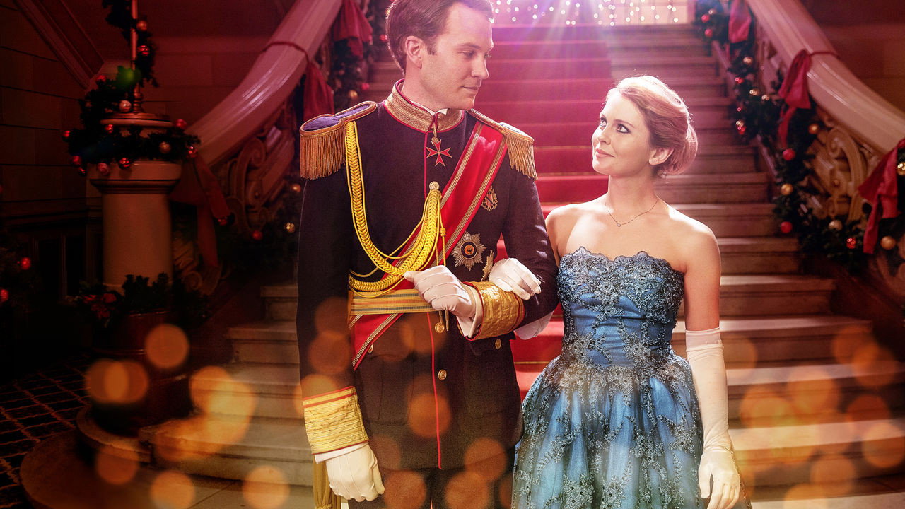 A Christmas Prince (2017) backdrop artwork