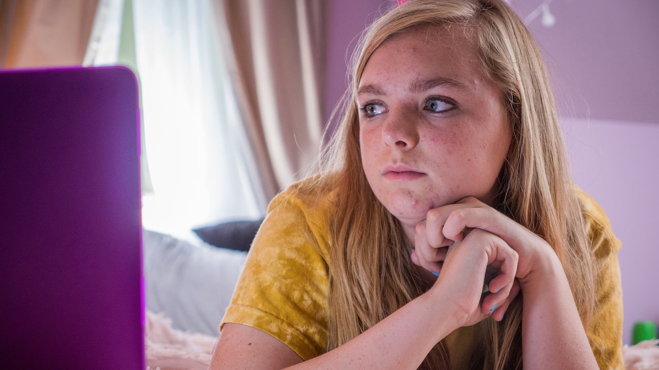 Eighth Grade (2018) backdrop artwork