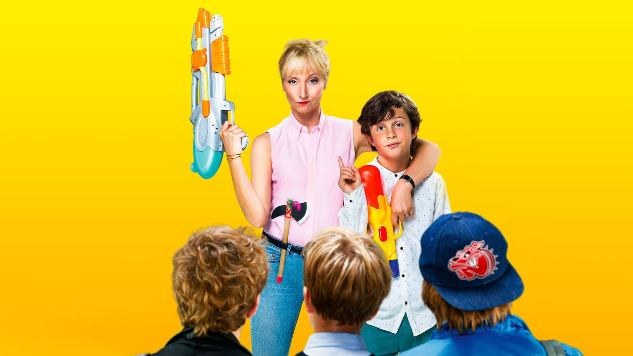Mad Mom (2018) backdrop artwork