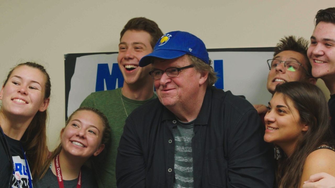 Fahrenheit 11/9 (2018) backdrop artwork