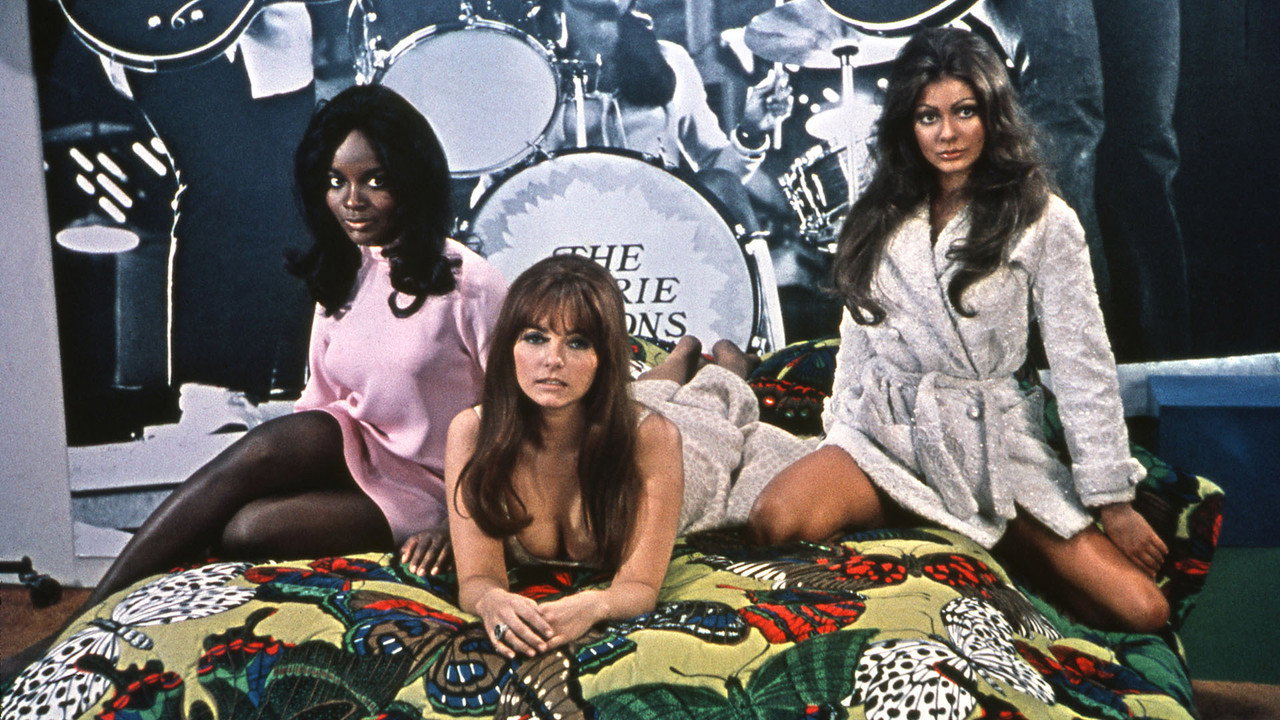 Beyond the Valley of the Dolls (1970) backdrop artwork