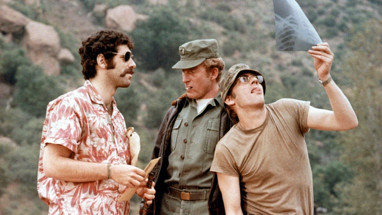 M*A*S*H (1970) backdrop artwork