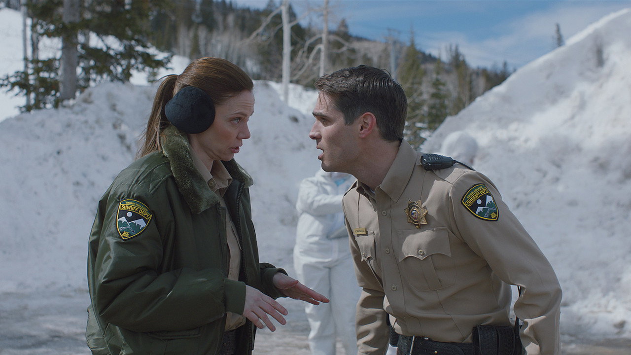 The Wolf of Snow Hollow (2020) backdrop artwork