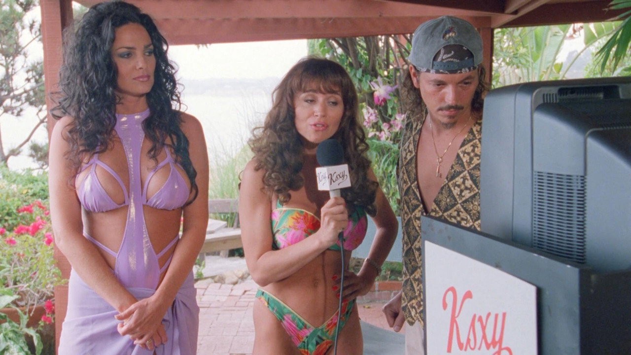 L.E.T.H.A.L. Ladies: Return to Savage Beach (1998) backdrop artwork