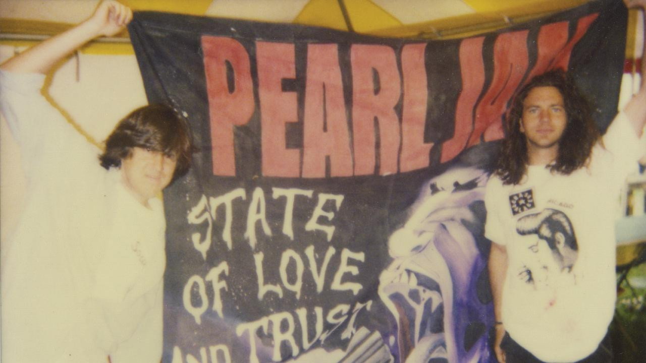 Pearl Jam Twenty (2011) backdrop artwork