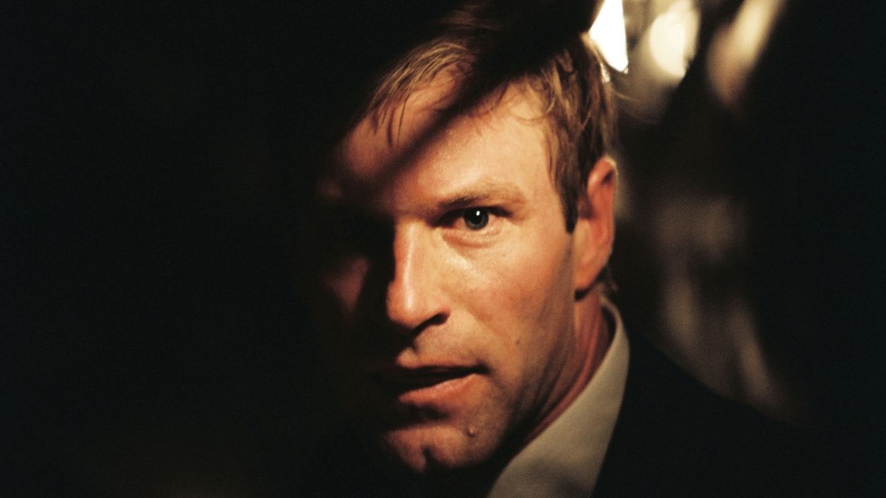 Suspect Zero (2004) backdrop artwork