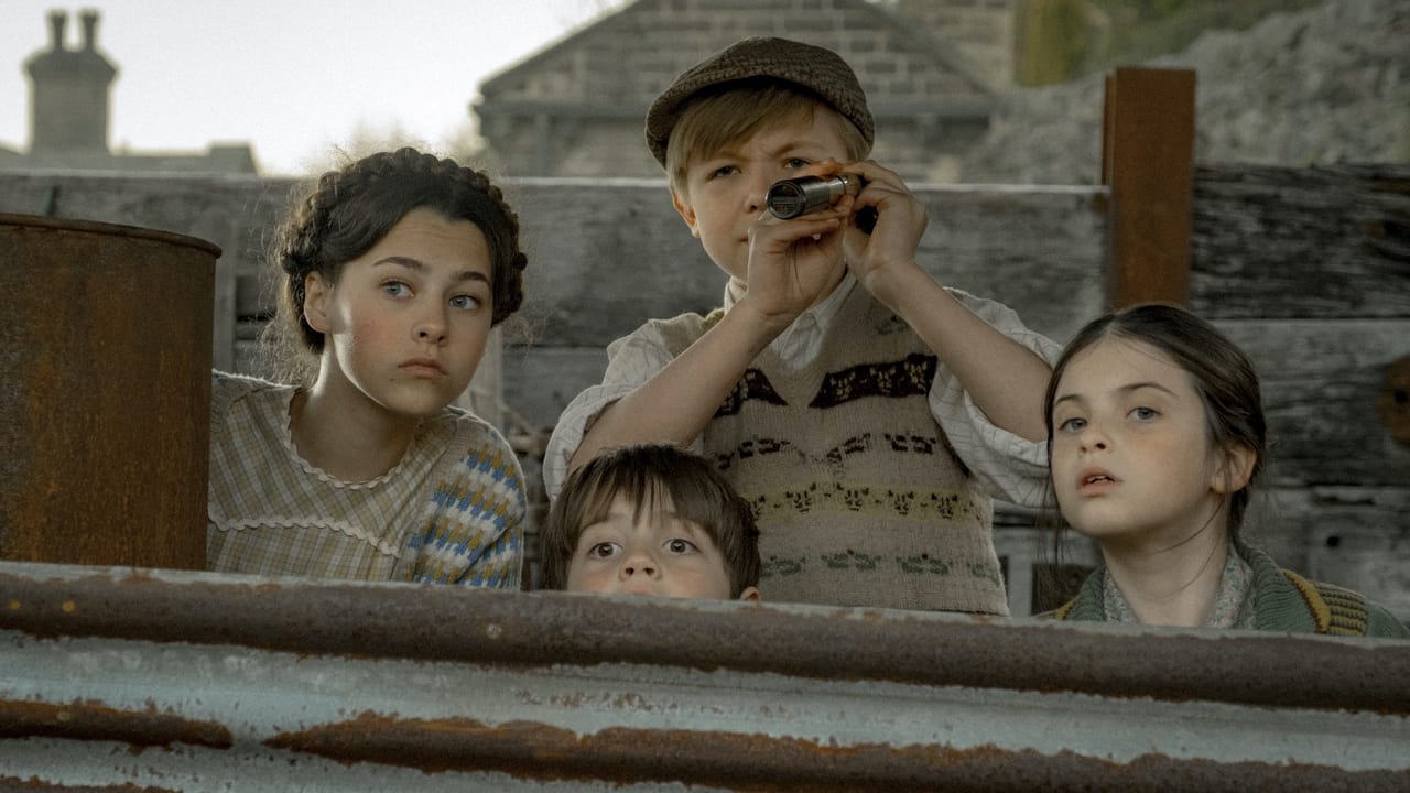 The Railway Children Return (2022) backdrop artwork