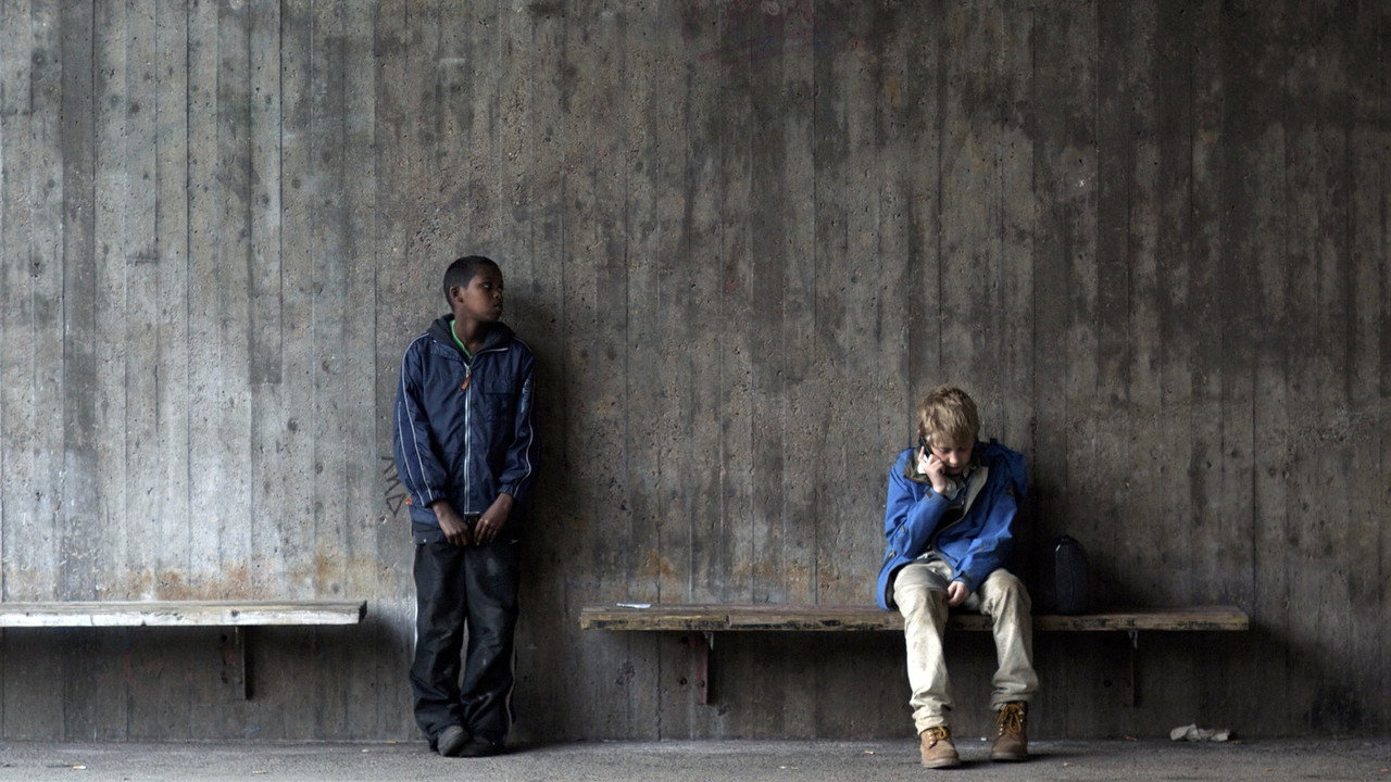 Play (2011) backdrop artwork