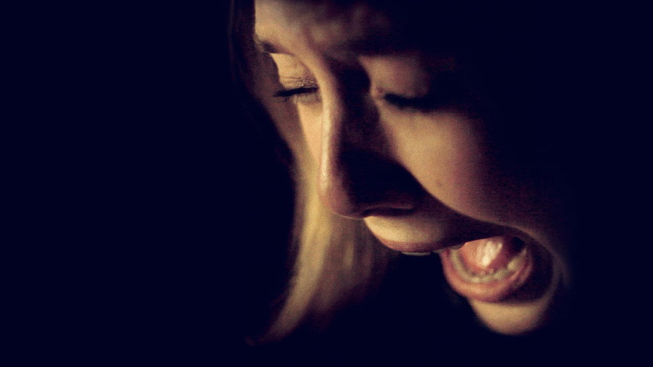 Silent House (2011) backdrop artwork