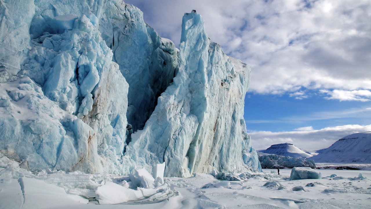 Frozen Planet (2011) series backdrop artwork