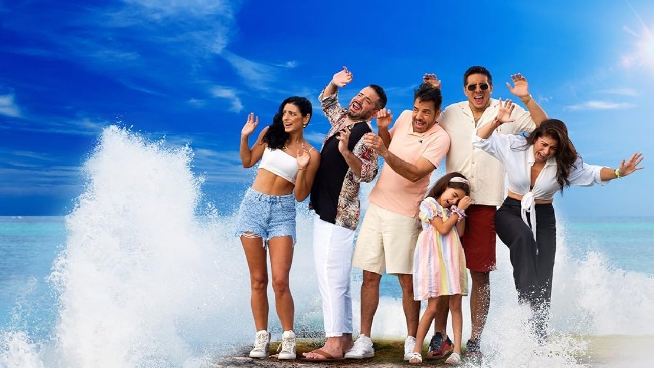 De viaje con los Derbez (2019) series backdrop artwork